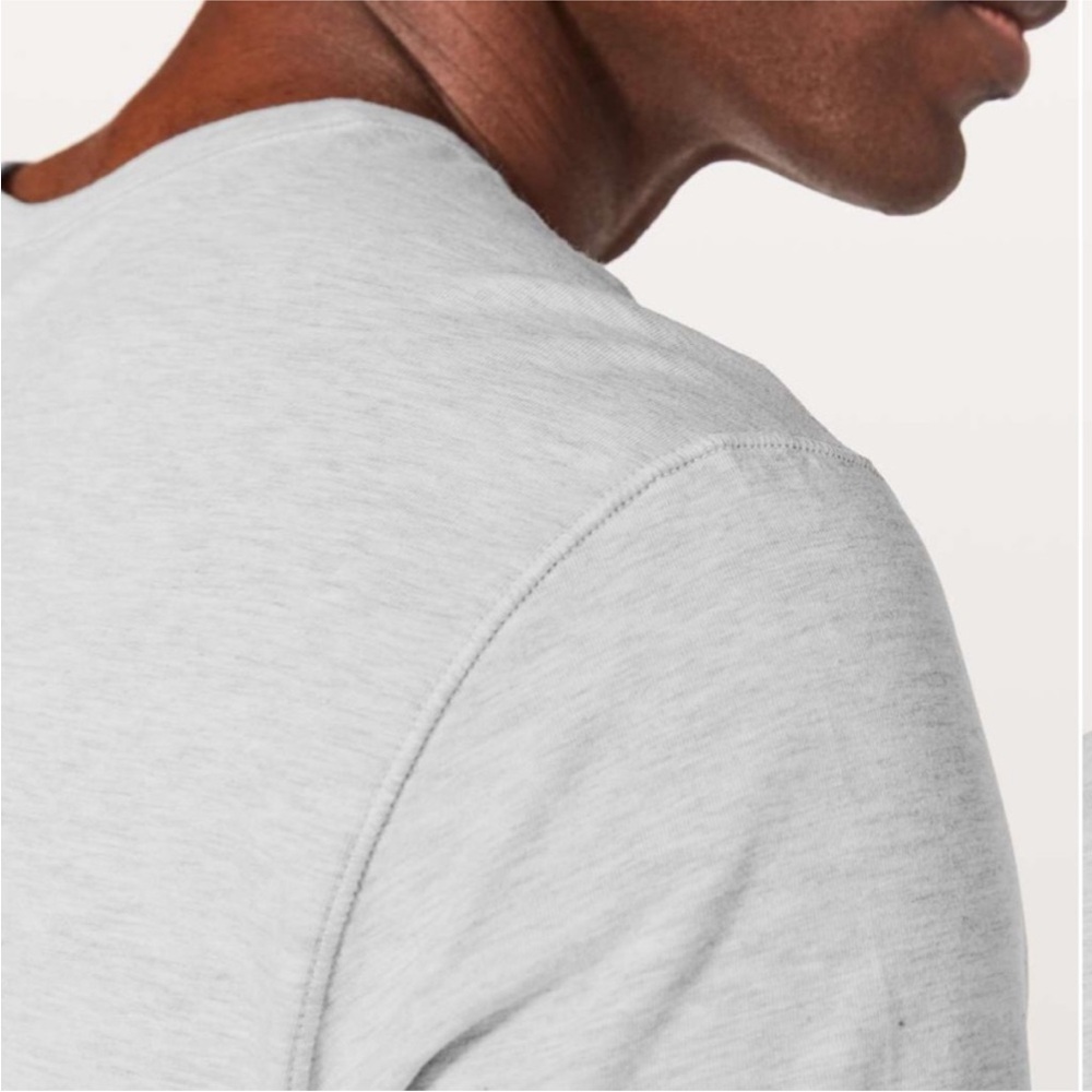 NEW Lululemon 5 Year Basic Tee Heathered Core Ultra Light Grey large Pima Cotton - Picture 3 of 9